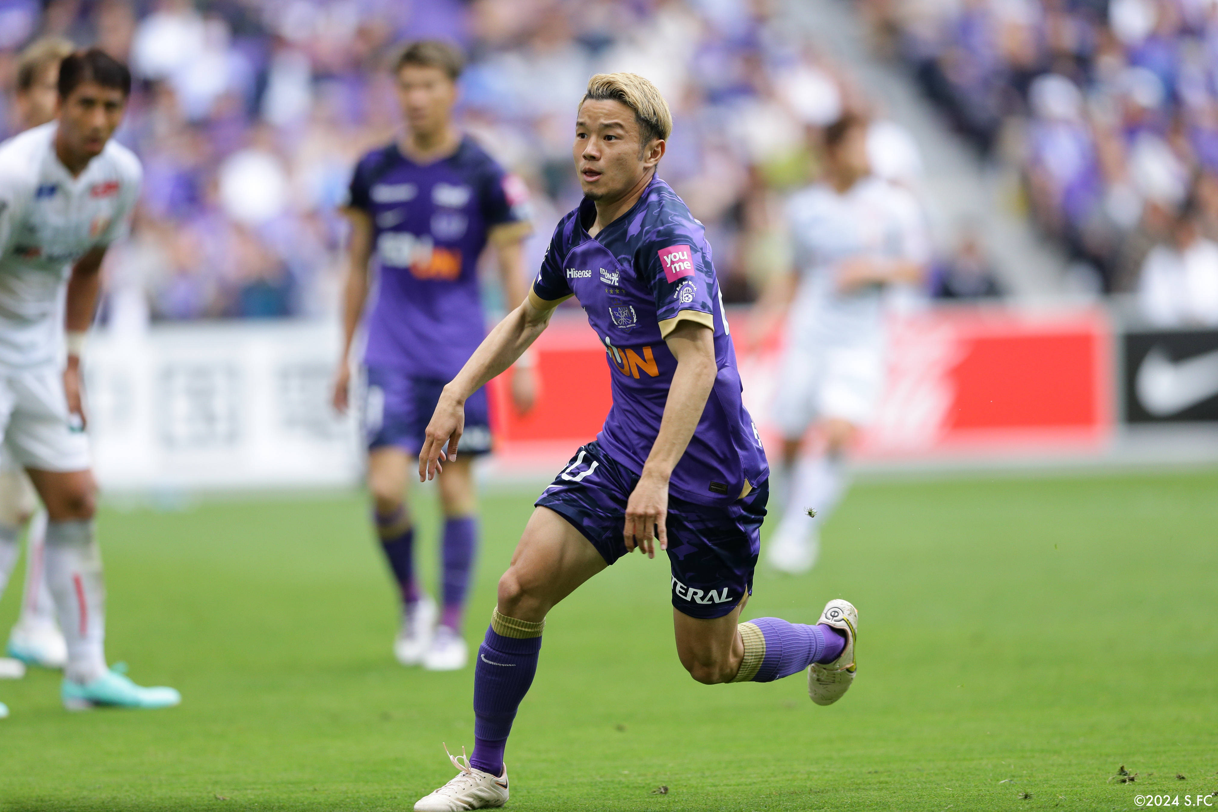鹿岛鹿角取胜东京FC赢得日本联赛冠军的简单介绍